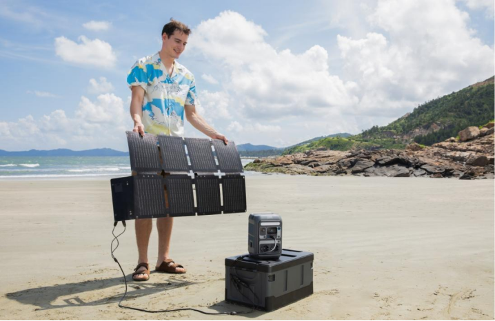 Solarladung und Integration von tragbaren Kraftwerken